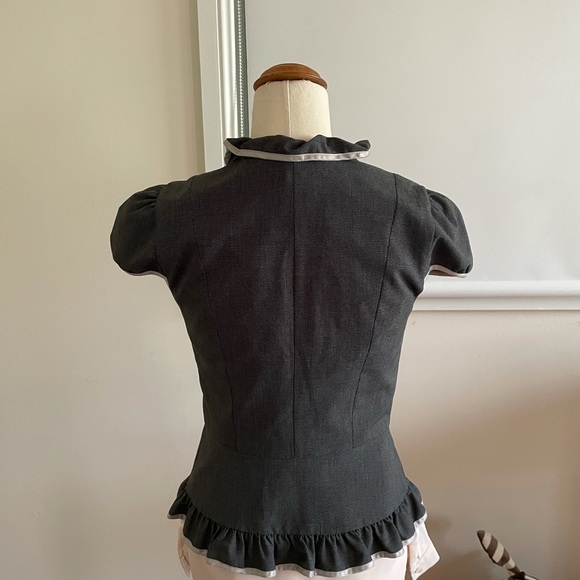 Review jacket size 8 - Picture 2 of 6